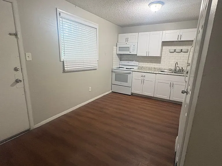 1550 Kendall St — Photo 14