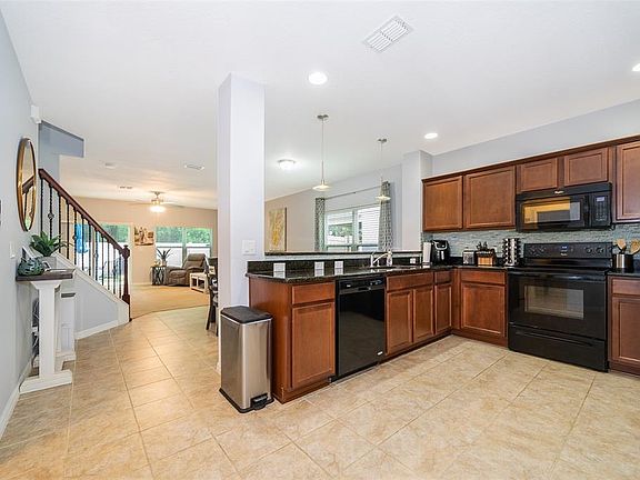 5th image of 14114 Waterford Creek Blvd