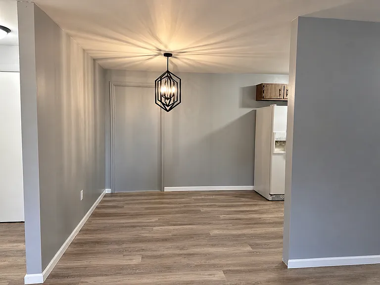 1801 W Parkway Dr #B — Photo 6