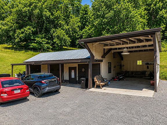 3rd image of 4432 Walker Mountain Rd
