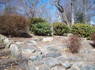 36 Hartness Rd, Sutton, MA 01590