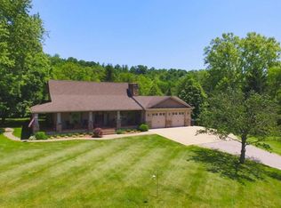 6060 Lambert Rd, Roseville, OH 43777