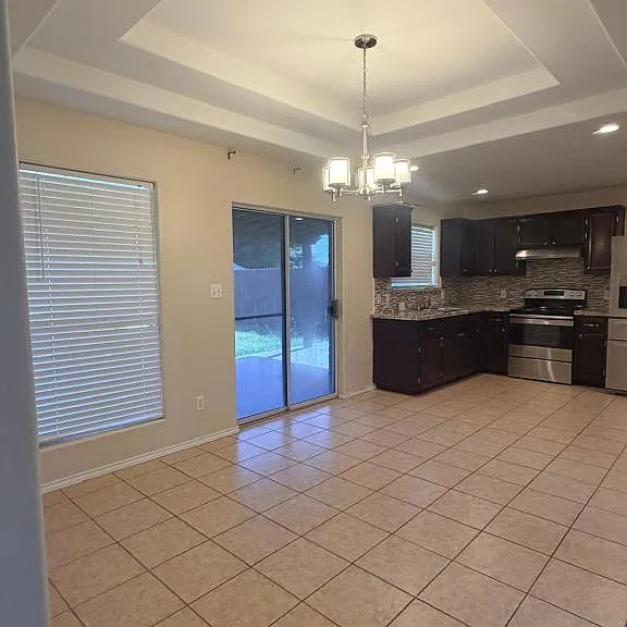 1724 Wilcox Dr — Photo 5