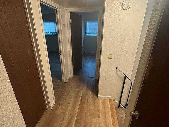 5th image of 1422 Drake Dr Unit B