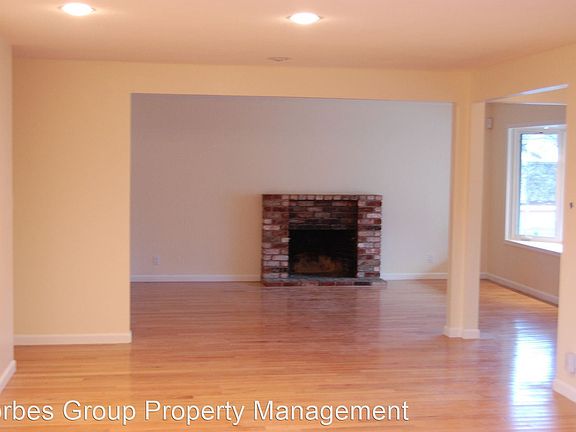5th image of 2779 Smithers Dr
