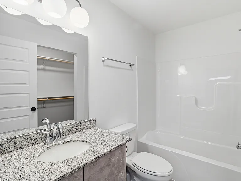 621 Apollo Ave — Photo 6