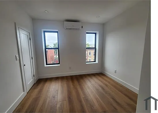 3 bed, $3,606 — Photo 4