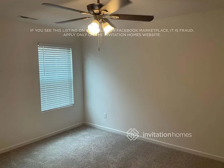 3808 Lantern Ln — Photo 8