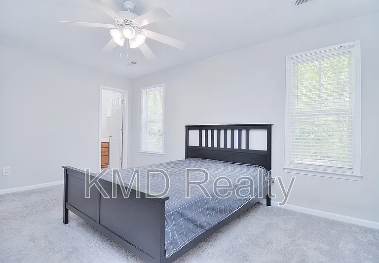 11315 Dundarrach Ln — Photo 9