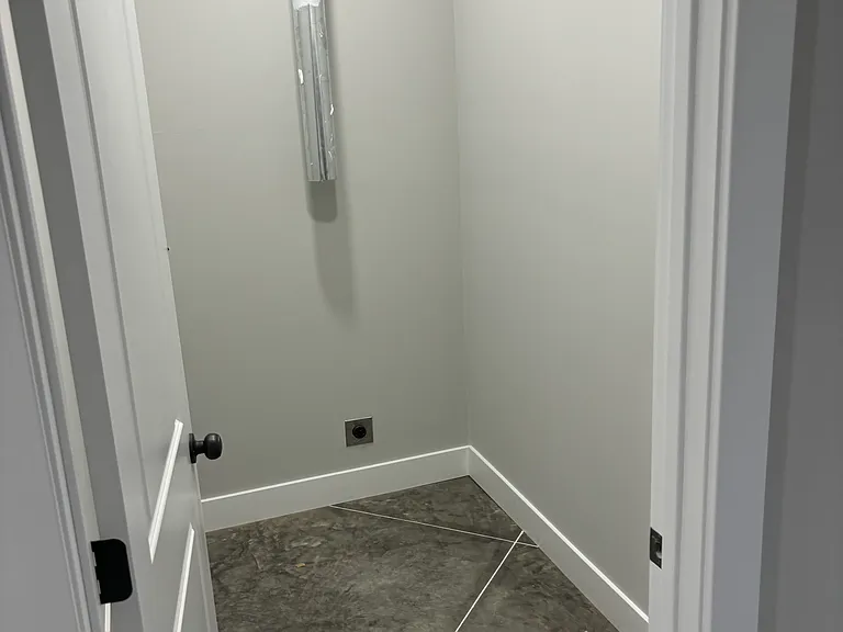 115B Ten Oaks Ln #B — Photo 4