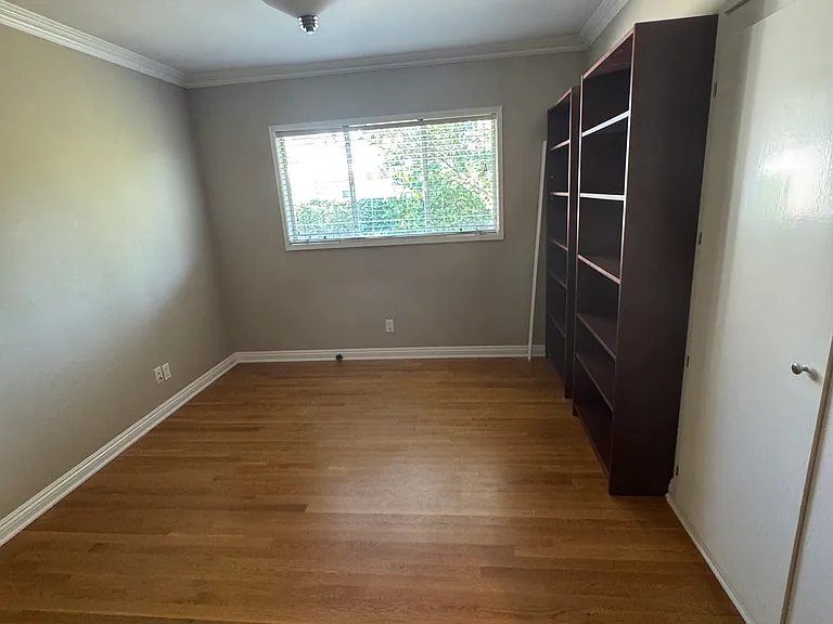 2680 Marber Ave — Photo 19