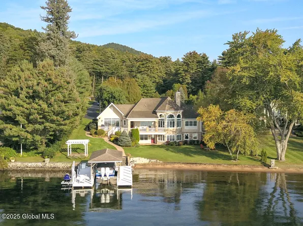 4220 Lake Shore Drive, Diamond Point, NY 12814