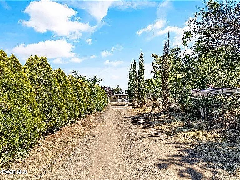 1st image of 9675 S Sunset Dr