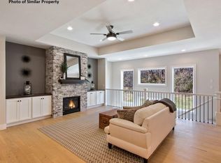 1276 Tramore Rd, Marion, IA 52302