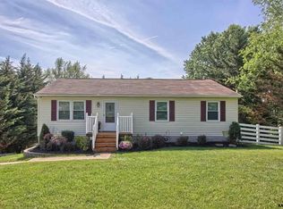 320 Clubhouse Rd, Delta, PA 17314