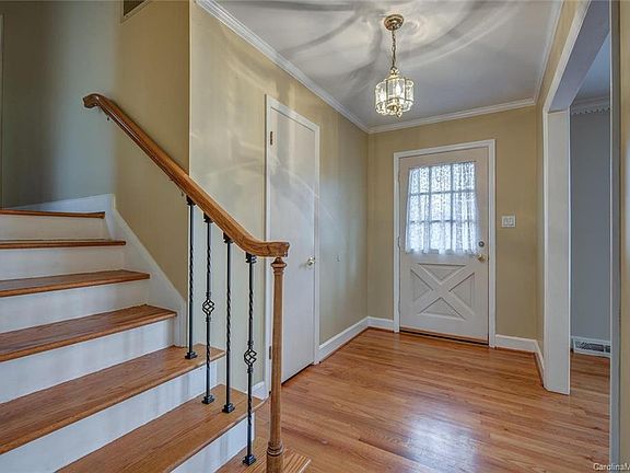 5th image of 1226 Cambridge St