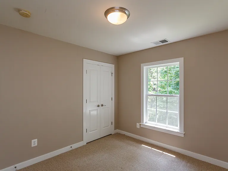 154 Brookwood Dr — Photo 22