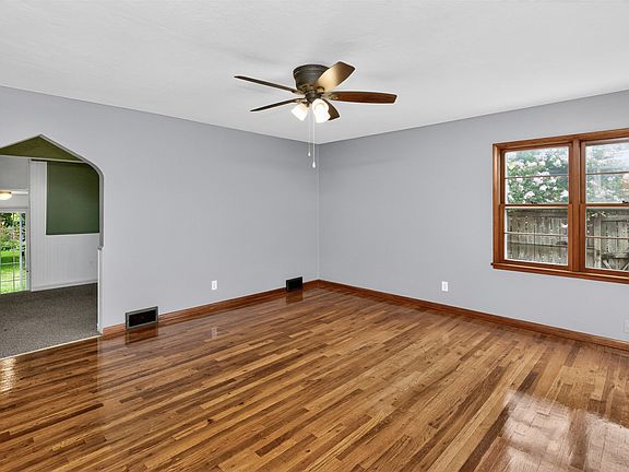 5th image of 6406 SW 16th St