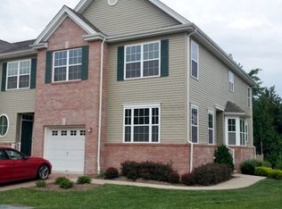 1301 Fir Ct, Somerset, NJ 08873
