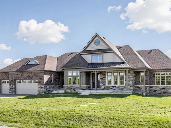 8 Skyvue Cres, Quinte West, ON K0K 1L0