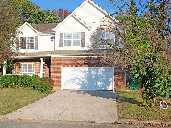 2nd image of 121 Claybrook Ln