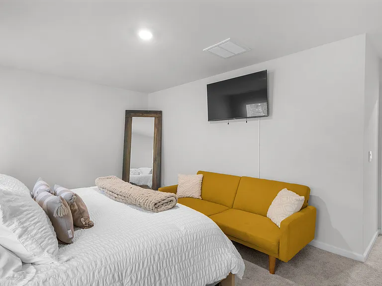 6 Coby Ln — Photo 26
