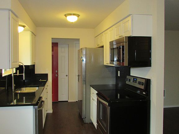 3rd image of 17323 9th Ave E