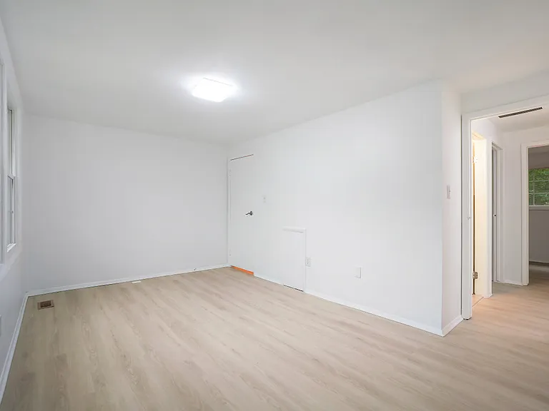 10214 Millstream Dr — Photo 12