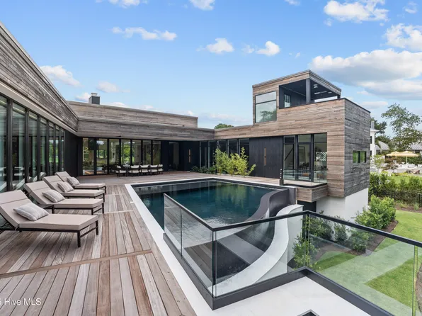 625 Dundee Drive, Wilmington, NC 28405