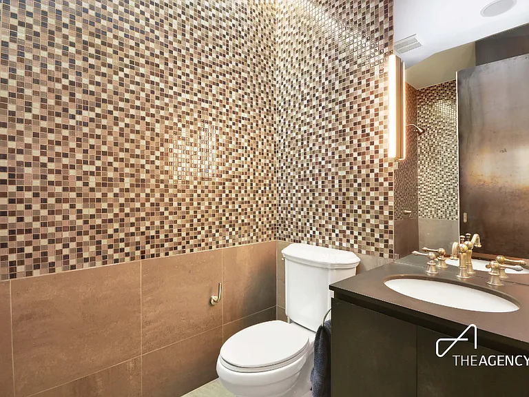 1 Bond St #2D — Photo 12