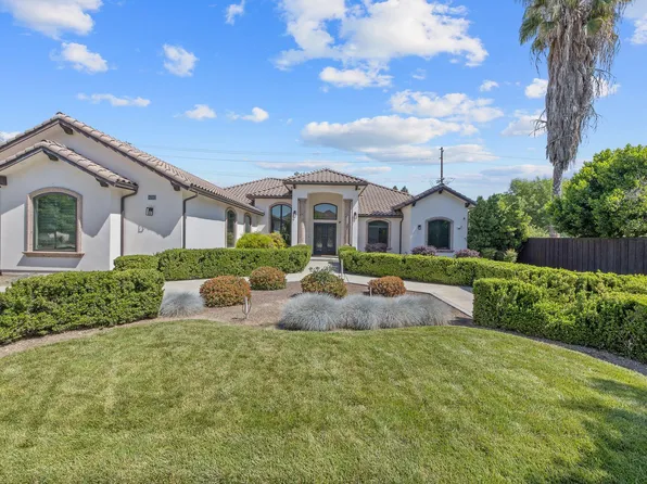 6702 W Harter Avenue, Visalia, CA 93277