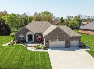 1426 Manchester Dr, Danville, IN 46122