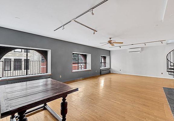 3rd image of 90 Hudson St APT 7B