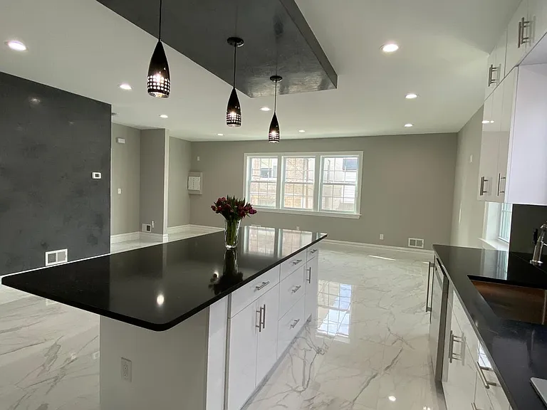 166 Hamilton Ave #3 — Photo 3