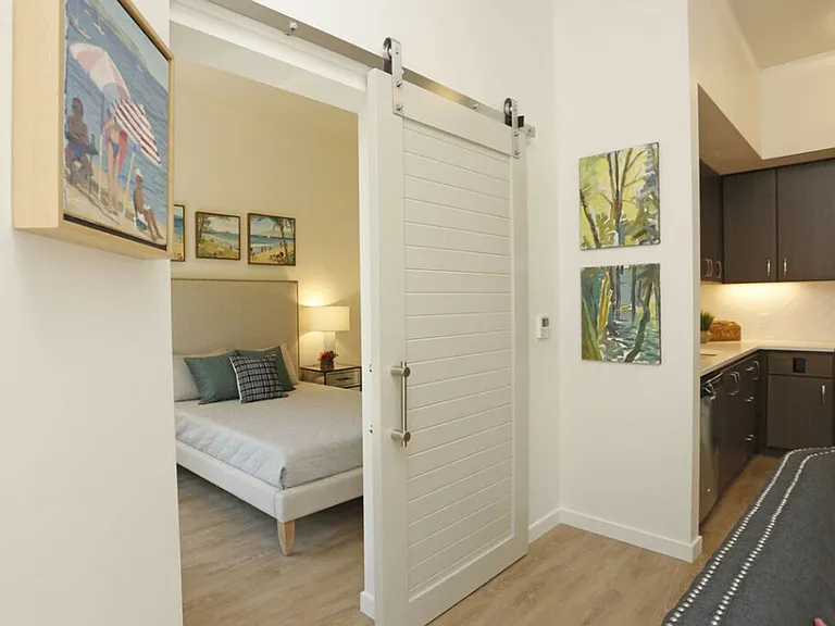 11 Marche Apartments — Photo 30