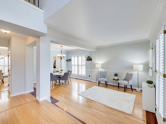 5th image of 1256 Buckingham Cir