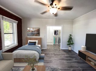 301 S. Kenmore, Los Angeles, CA 90020