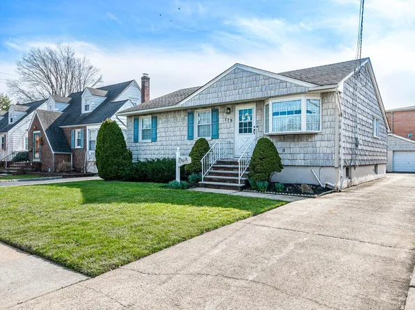 179 Carteret Ave, Carteret, NJ 07008