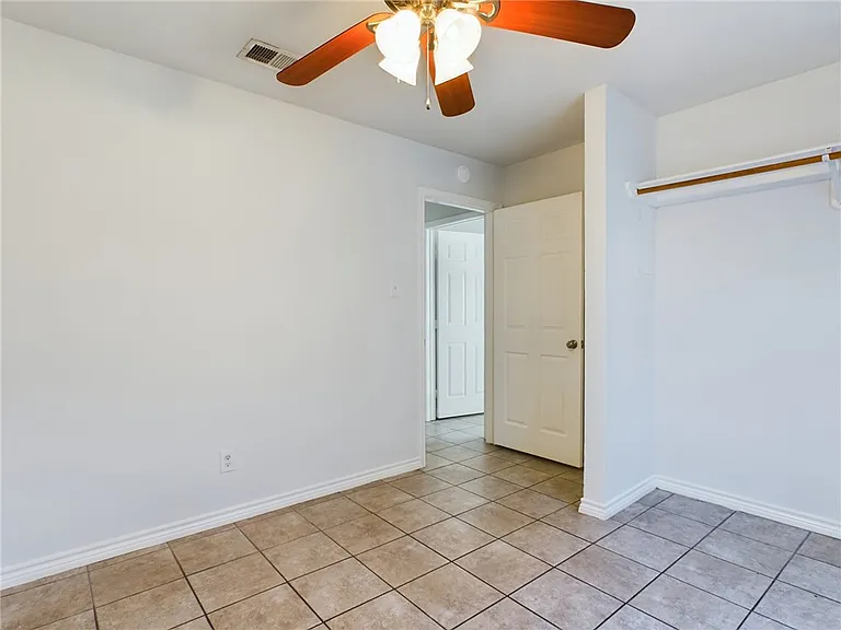 1906 Finfeather Rd #D — Photo 19