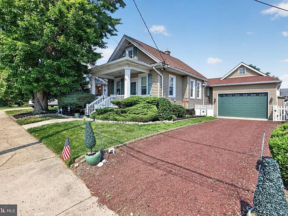 2nd image of 9314 Ditman St