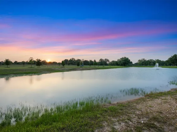 1304 E State Highway 71, West Pt, TX 78963