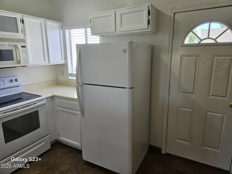 1600 N Saba St #163 — Photo 7