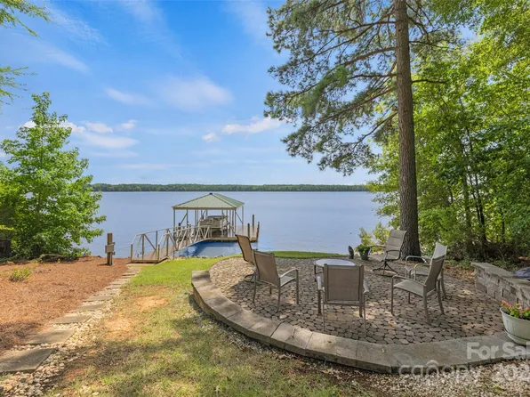 1225 Brunson Rd, Fort Lawn, SC 29714