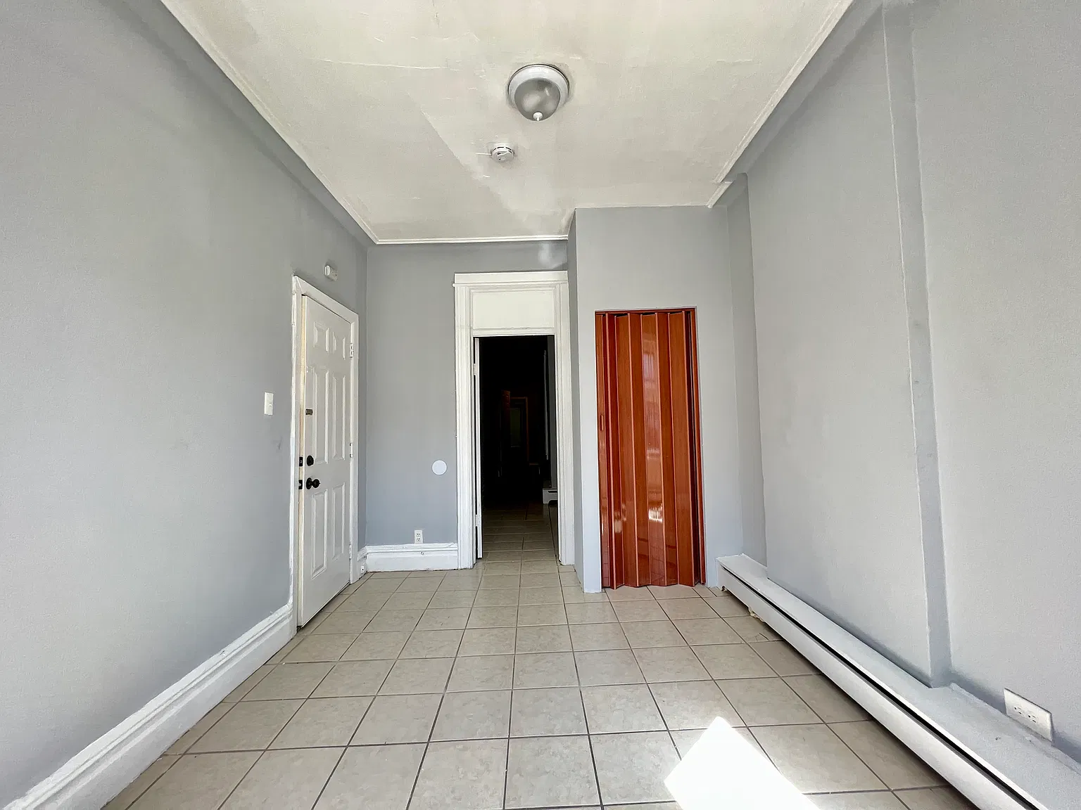 1 bed, 650 sqft, $2,100 — Photo 4