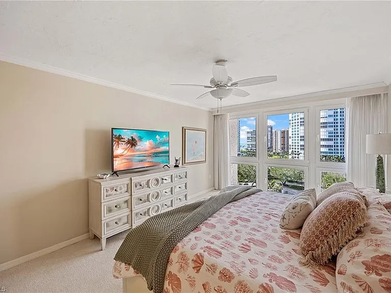4031 Gulf Shore Blvd N #10C — Photo 26