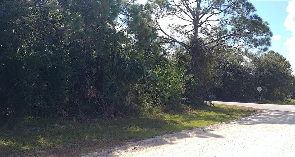2nd image of 10290 79th St