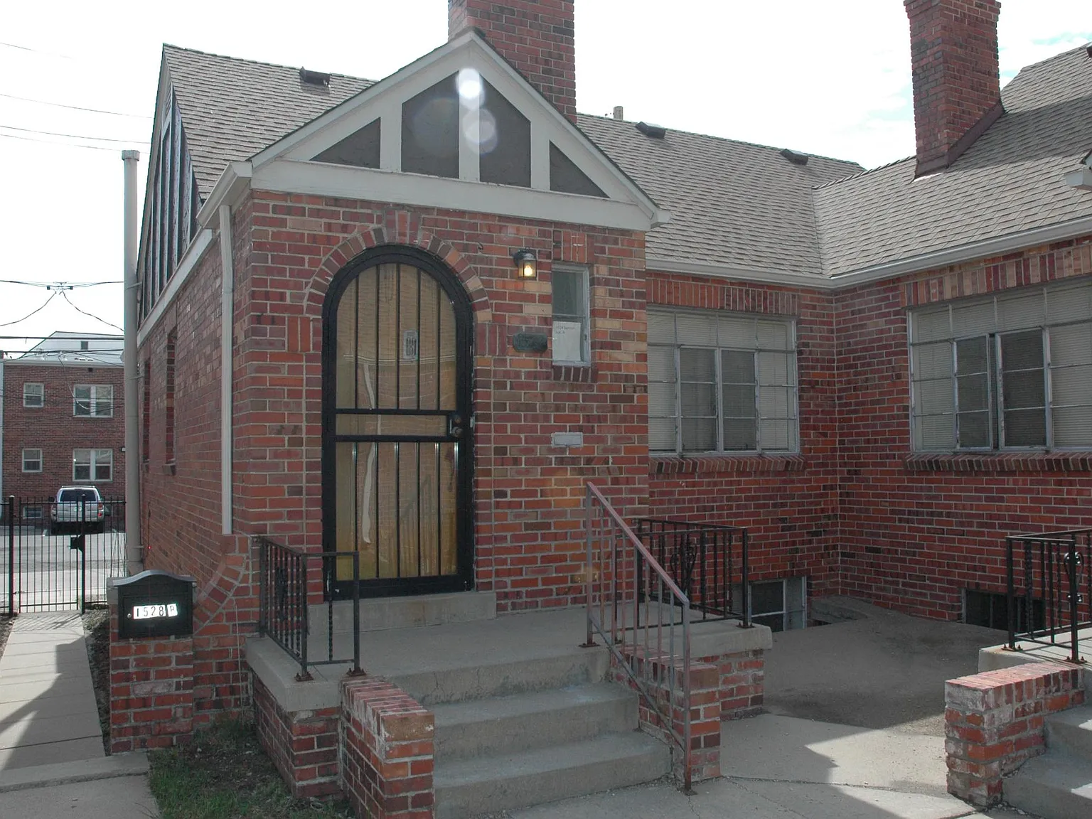2 bed, 900 sqft, $1,750 — Photo 1