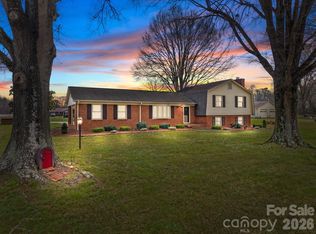 1070 Dunns Mountain Rd, Salisbury, NC 28146