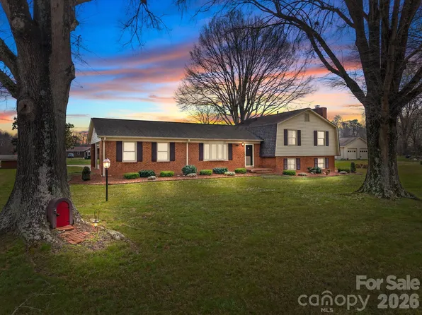 1070 Dunns Mountain Rd, Salisbury, NC 28146