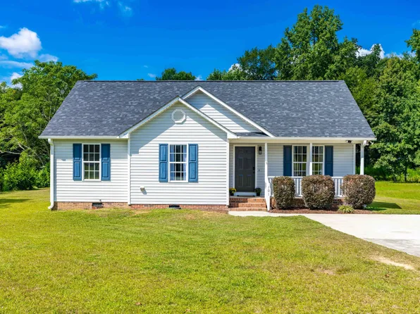 101 Kristina Dr, Selma, NC 27576